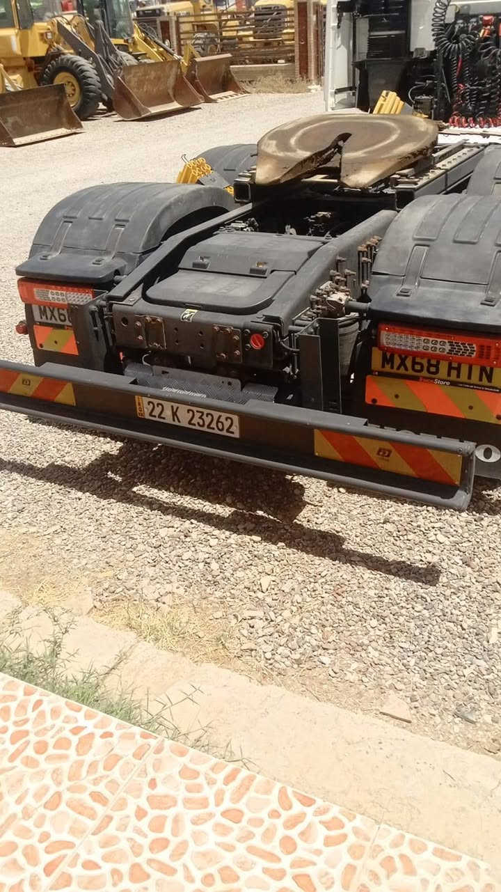 سلام عليكم فالفو 2017 للبيع فقط راس فصخ وربط مرقم جديد سنوية وهزة جديد فول مواصفات
 حجم 540
 رتايدر مي
 جوبلس امامي
 كامرا حساسات
 دبل منامية
 ثلاجة
طخم ويل كروم 
 دبل شاصي مطن 
للاستفسار اتصل *********** 
مكلف بالنشر 😇
