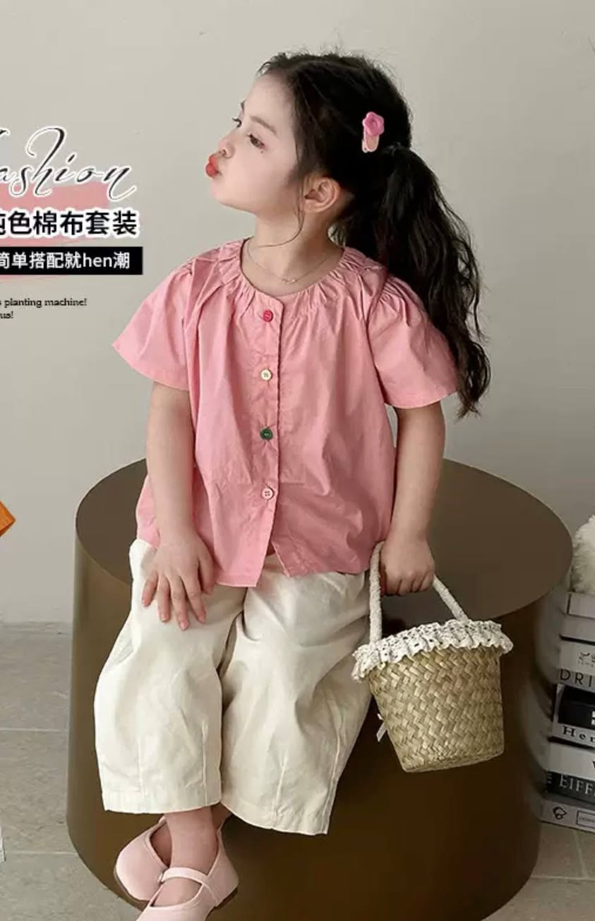 سوت بناتي كوري هوبي 
قماش درجة اولى راقي جداً
سعر الدرزن 115 الف 
قياسات عمر ٦ الى ١٢ سنة


**إذا كنت صاحب هذا الإعلان وتريد حذفه لأي سبب، رجاءا أرسل رسالة إلى الدعم الفني**