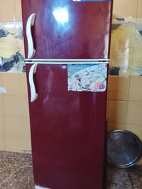 ثلاجه • نضيفه • ١٦قدم