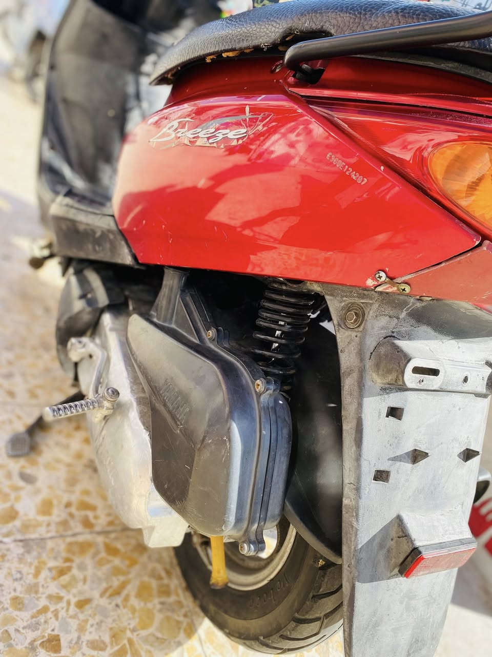 السلام عليكم دراجه بريز لايت ناصي
فول نظافه نقص باتري 
بيها لاستيك ولف 
كفرات بلاد مختم 
سلف هندر شغالات 
بغداد / البنوك 
375 ✅✅
***********
