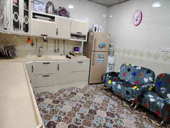 بيت طابو صرف للبيع ام الهوى الجديدة مقابل شارع الباشا فرع الحسينية و قريب على الشارع الرئيسي المساحة 220م البناء طابوق والسقف مسلح يتكون من استقبال و هول و صاله كبيرة و غرف نوم 2 ومطبخ و مناور 2 وصحيات خارجية و داخلية و كراج
 السطح فرشي البيت نظيف جدا و بيه اجازة بناء لطابوق الثاني  #للاستفسار_مراسلة_الصفحة
او الاتصال ***********
