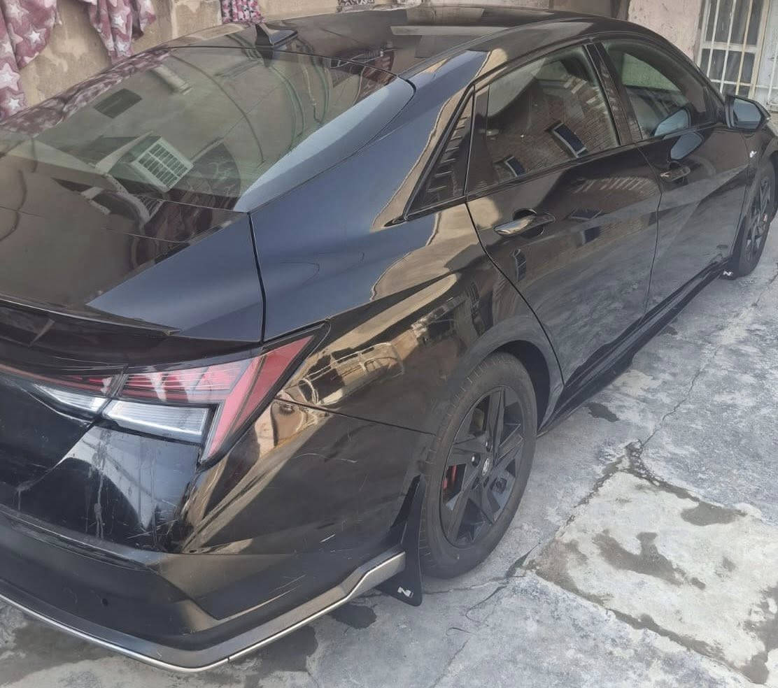 السلام عليكم بيع او مراوس النترا 2023 فول مواصفات تعال خاص ادزلك السعر والسونار مكانها الامين قرب مطعم الرياضي/ ***********
