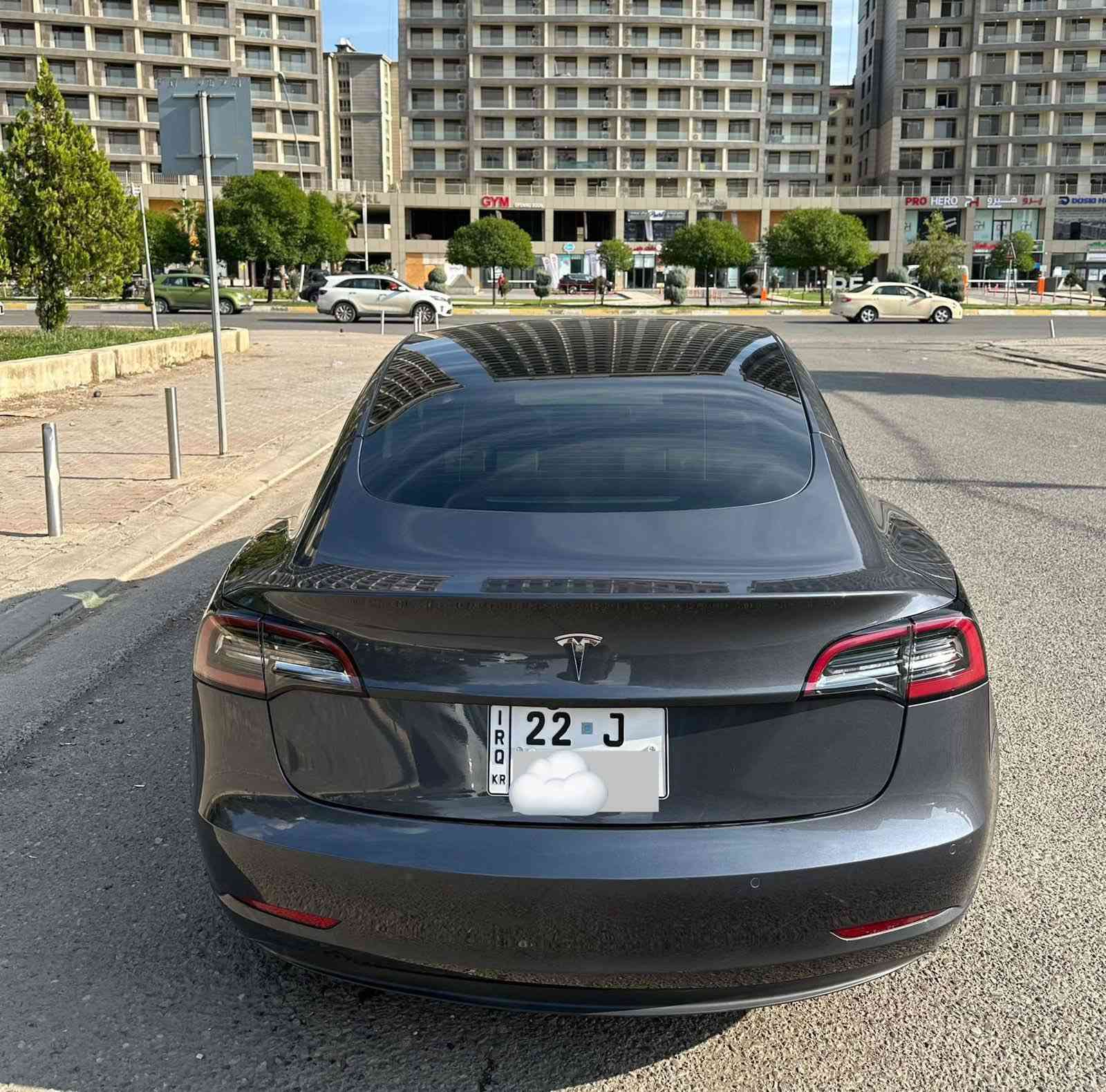 السلام عليكم
تسلا 3 موديل 2022
لون رصاصي 🩶
ماشية 37 ألف mi
1 ماطور
السياره حادثه الجاملغ الامامي اليسار معدل نفسه بارد  +البنيد معدل نفسه بدون صبغ / صور الحادث ورقم الشاصي موجوده  مع الصور 
الايرباك السايرن طاق مرجعه بي طلقه
مواصفاتها: 
-مقاعد جلد اسود
-سقف بنرامي كامل 
-كامرات جانبيه تفاعليه مع الاشاره
-رادار تفاعلي يضهر لك السيارات ع الشاشه 
-جنطه كهرباء 
وبعد موجوده عده مواصفات مامذكوره
مكان السيارة أربيل 
رقم السيارة أربيل
السعر 15500$
***********
***********
