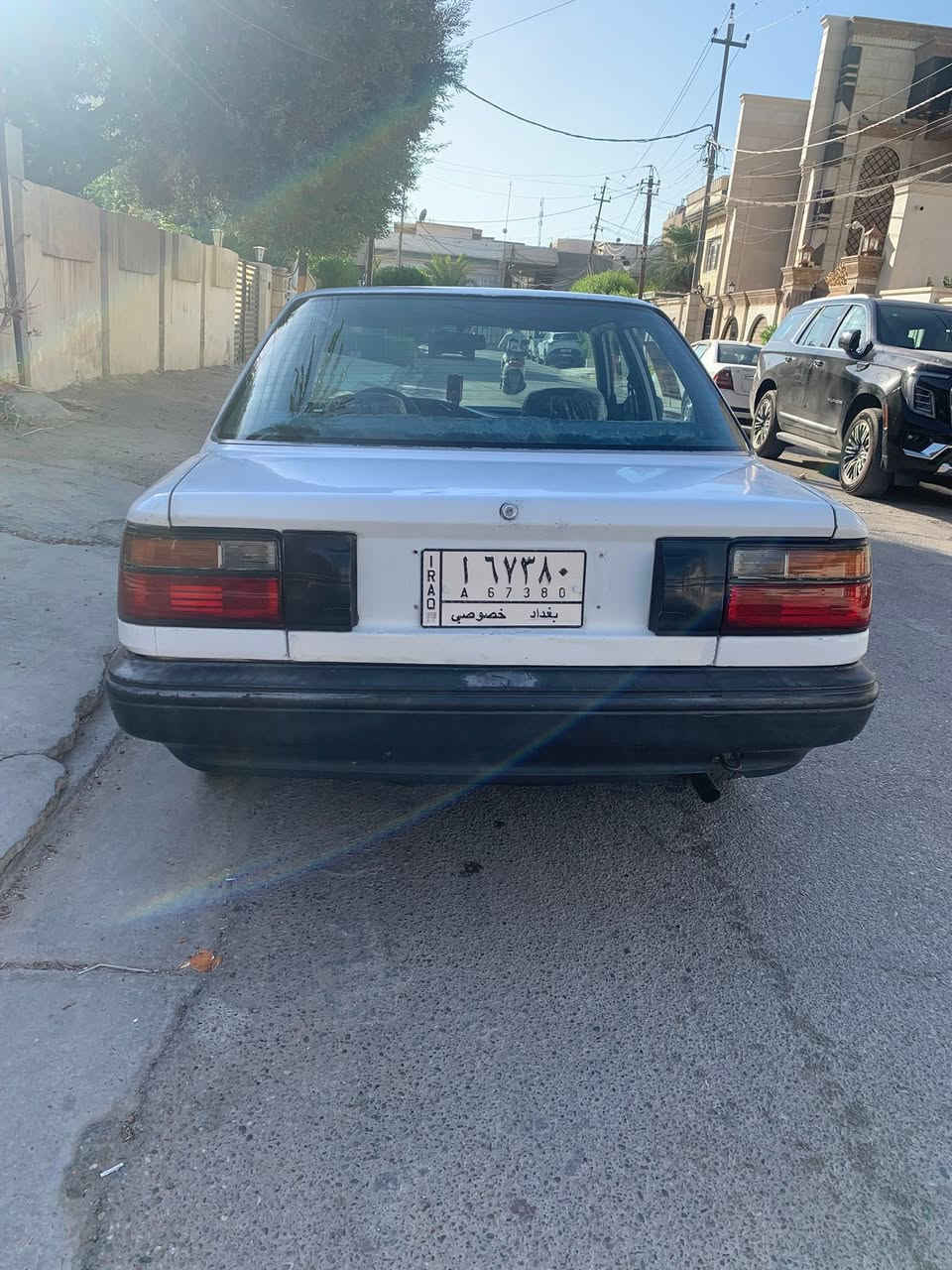 سلام عليكم للبيع كورله موديل 90 ايسر ابلادي محرك نوزل كير اوتماتيك خير من الله الحداديه نظيفه الكهربائيات شغاله التبريد مايشتغل مابيهه ضربه صبغ اابلادي فقط بيهه جاملغ ايسر جهه السائق بي صبغ فقط  السعر 52وبيهه مجال بسيط رقم الماني بغداد تحويل ثاني يوم مكاني بغداد البلديات وهذا رقمي ***********

