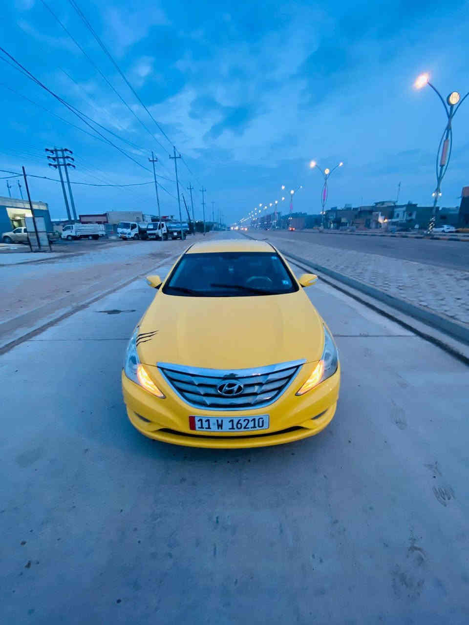 سلام عليكم سوناتا موديل 2011 السياره بسمي سعره 88  وبيه مجال  بسيط حادثه جاملغ الأيسر الوراى مرجعينه على البارد والسياره نظيفه ورقم بغداد كير ومحرك مكفولات حداديه نص عمر وتخم تايرات والسياره ميحتاج اذب عليه رقم ***********
