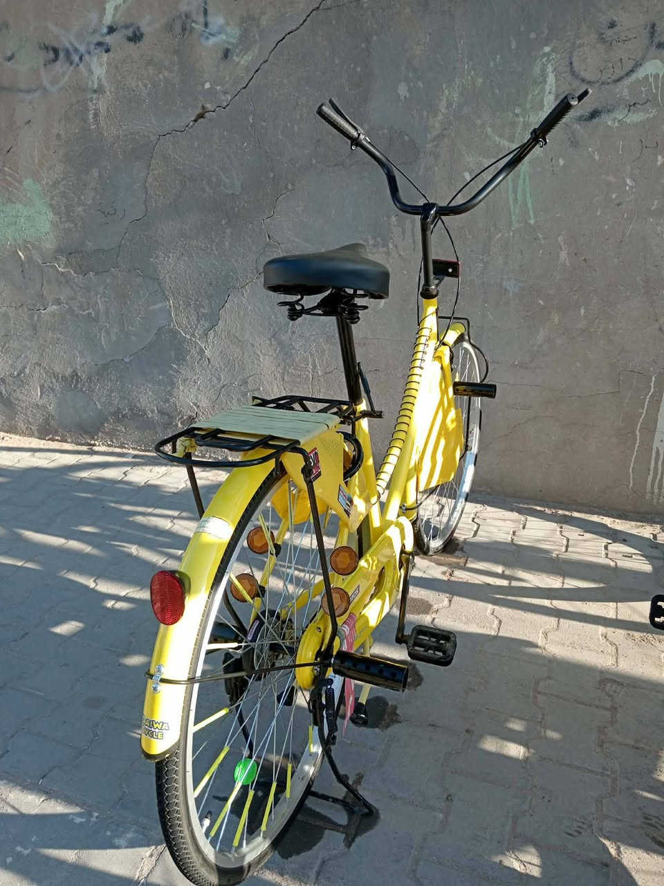 باسكل للبيع
باسكل مديل22 كفاله

لون ليموني🟡

جملغات كامله غراض كامله 

المكان نجف حي الوفاء 

السعر 155مع مجالل


**إذا كنت صاحب هذا الإعلان وتريد حذفه لأي سبب، رجاءا أرسل رسالة إلى الدعم الفني**