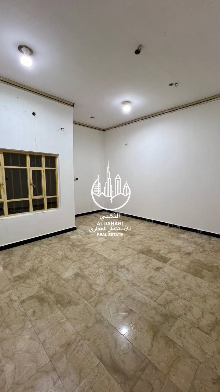 للايجــــــــــــار ✅
.
مشتمل ارضي معزول للايجار في دور النفط بناء حديث ديلوكس 

مواصفات المشتمل / 
.

غرفه ، استقبال ، صاله ، مطبخ ، طارمه ، صحيات 

سعر الايجار 650 الف قفل  

.
✅ الذهبي للاستثمار العقاري ✅

#مجــــــاز_قانــــــــونيــاً
—————————————
#ملاحظه لعملائنا الكرام يتوفر لدينا عروض عقاريه بيوت للبيع والايجار في كافة مناطق محافظة البصره كذلك يتوفر لدينا بنايات تجاريه للبيع في مناطق ممتازه بوارد شهري ممتاز 
‏‌‎ للمعلومات اكثر التواصل على الارقام الموضحه او زيارة
الموقع 
البصره_ شارع عام حي الزهراء _ قرب مستشفى النفط
***********
***********
