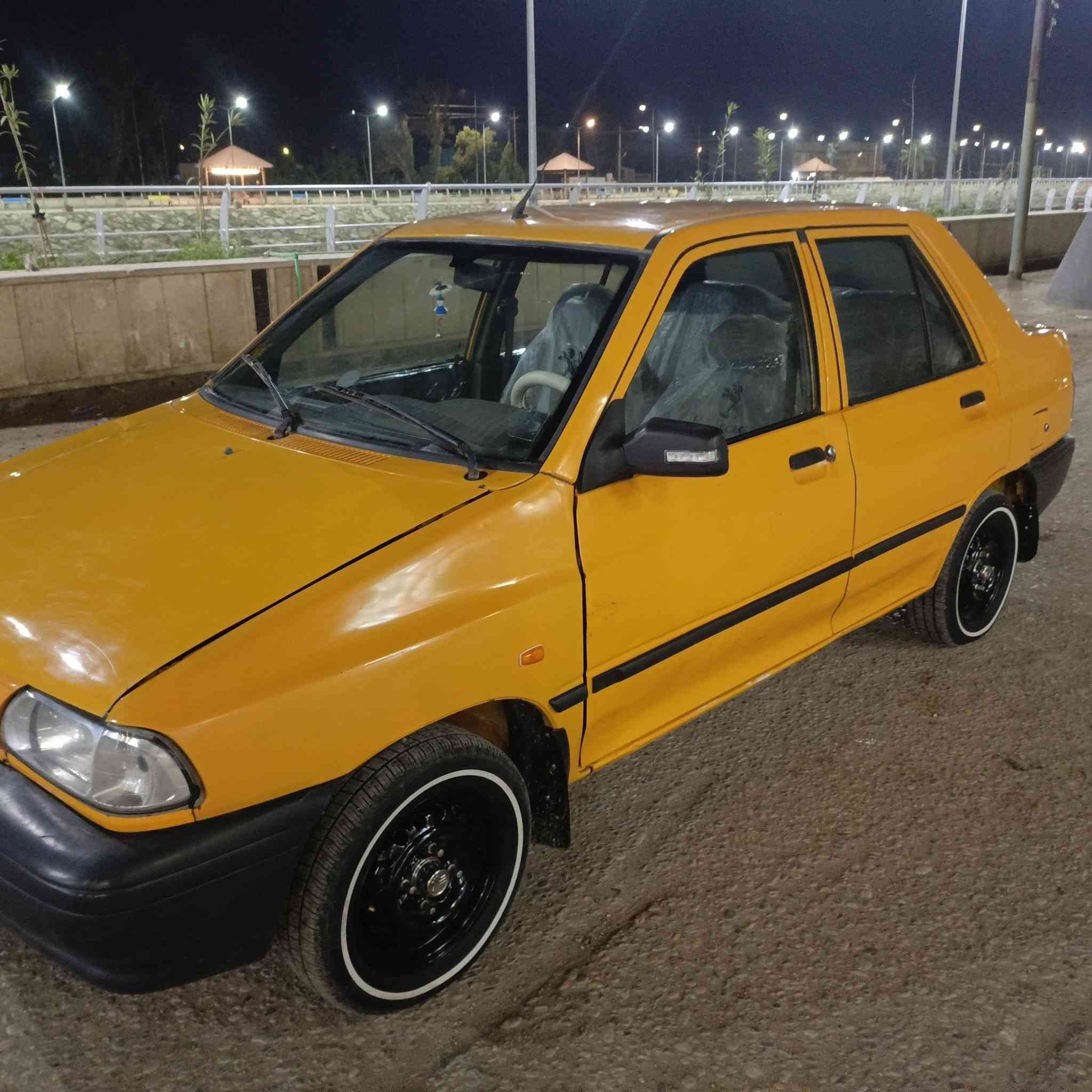 سلام عليكم سياره للبيع سايبه مديل 2018 مكينه وكير مكفولات مكفوله من الضربه والتبديل  والصبغ برانكيتات مكفولات حداده ميه بل ميه   تخم تاير توه شاده صارلي سبوع تبريد وتفه شغلاات شاشه وكامره كهربايات كله شغاله رضي مغلفة جلد تنته مغلفه  سياره حلوه كلش جاهز من كلشي ترايك وين ما يعجبك السعر 35مكاني البصره القرنه هذا رقمي ‏‪***********‬‏
