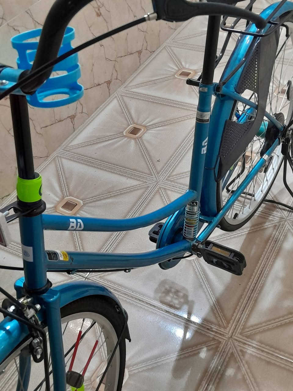 بايسكل للبيع شركه بيدي مديل ١٩.  الون غير واضح بتصوير السعر.  ١٢٠ رقم *********** عنوان نجف دور الهنديه سوق الثاني
