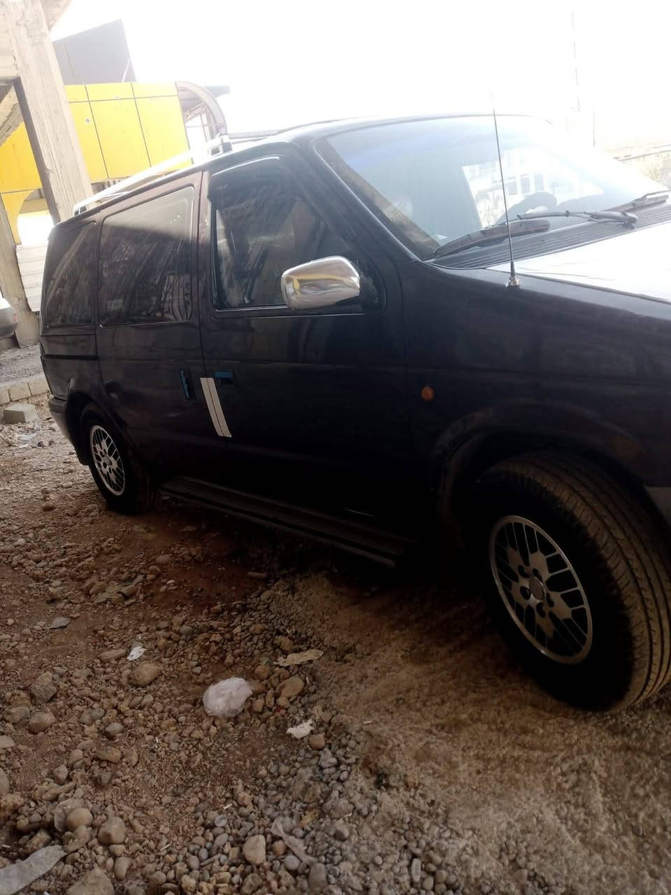 سياره كلايزر للبيع موديل ٩١ شاصي قصير السيارة بسمي شرط تحويل السعر ٤٨ وبي مجال قليل العنوان الموصل *********** / ***********
