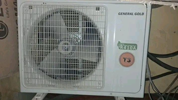 سپلتی سەلاجەیی مارکەی جینیڕاڵ گوڵد
حەجمی 2.5دووتەن ونیو 
گازی 410 ژینگە پارێزە 
فوول پاکە برای لۆکە بێ عەیب زەمانە 👍
نرخی 4گەلا قوفڵ موشتەریت تێل بکە*********** ناونیشان کفری كيفري, ديالى
