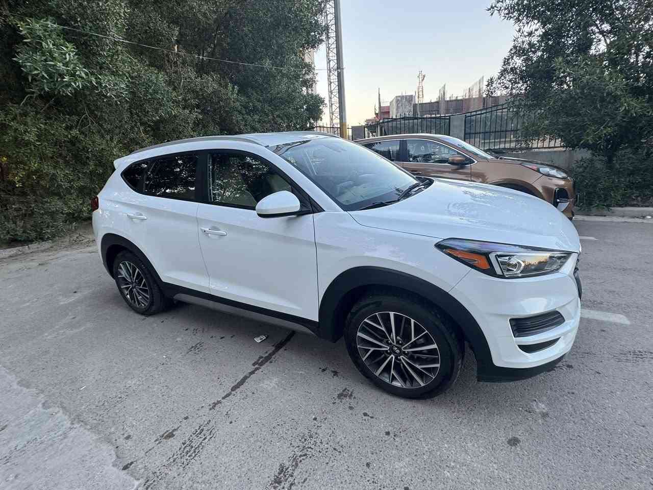 توكسان 2021 باسمي وارد امريكي بية بيبان اثنين ومبدلة نفس الون والتفاصيل موجودة بالصور قفلة 175
(***********) واتساب وشكرا
