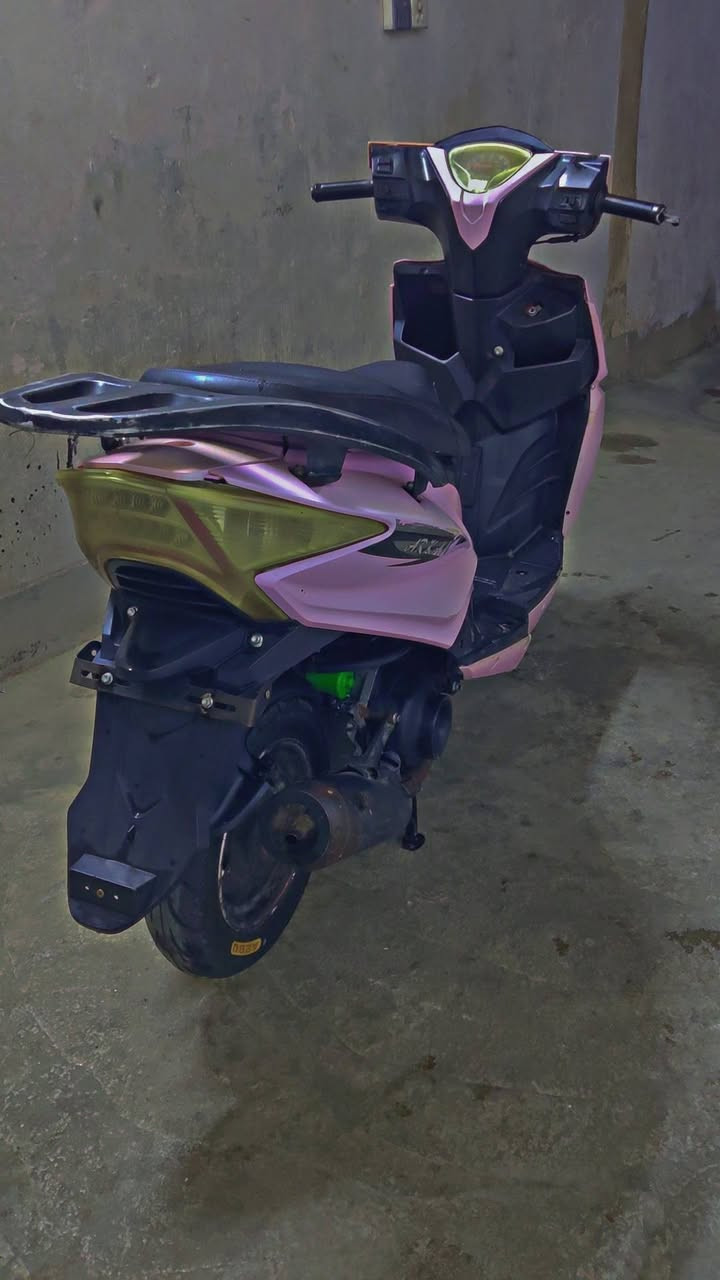 ماكس جامبو موديل 2021 سرعه 120 ماطور كفاله عامه محرك ناعم مامفتوح فول نشاط بس بيه صرف قليل كهربائيات وسلف ودشبول كله شغال هندر شغال صالنصه بلاد كاتم كابريتر بلادي ماطور كله علابلاد سعره 250 بيه مجال قليل كركوك قادسيه الثانيه الرقم ***********
