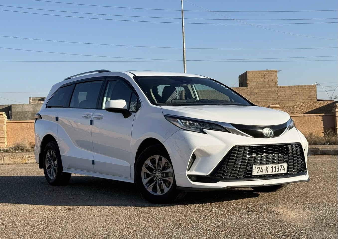 🚗 للبيع: تويوتا سيينا 2021 LE
بوب كهرباء ✅
ماشيه 250 ميل  🏎️
الضرر  بس دعاميه مكفوله من الصبغ والتبديل 🔹
جاهزة بالكامل بدون أي نقص  💯

💰 السعر: [295$]
📞 تواصل/واتساب: [***********]
مكان السياره اربيل
