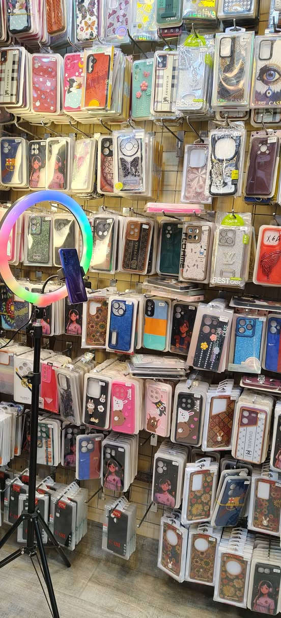 حافظات ايتمات حديثة للبيع شلعة وحدة العدد 880 حافظة
سعر القطعة 500 دينار مكاني مدينة الصدر رقمي ***********
