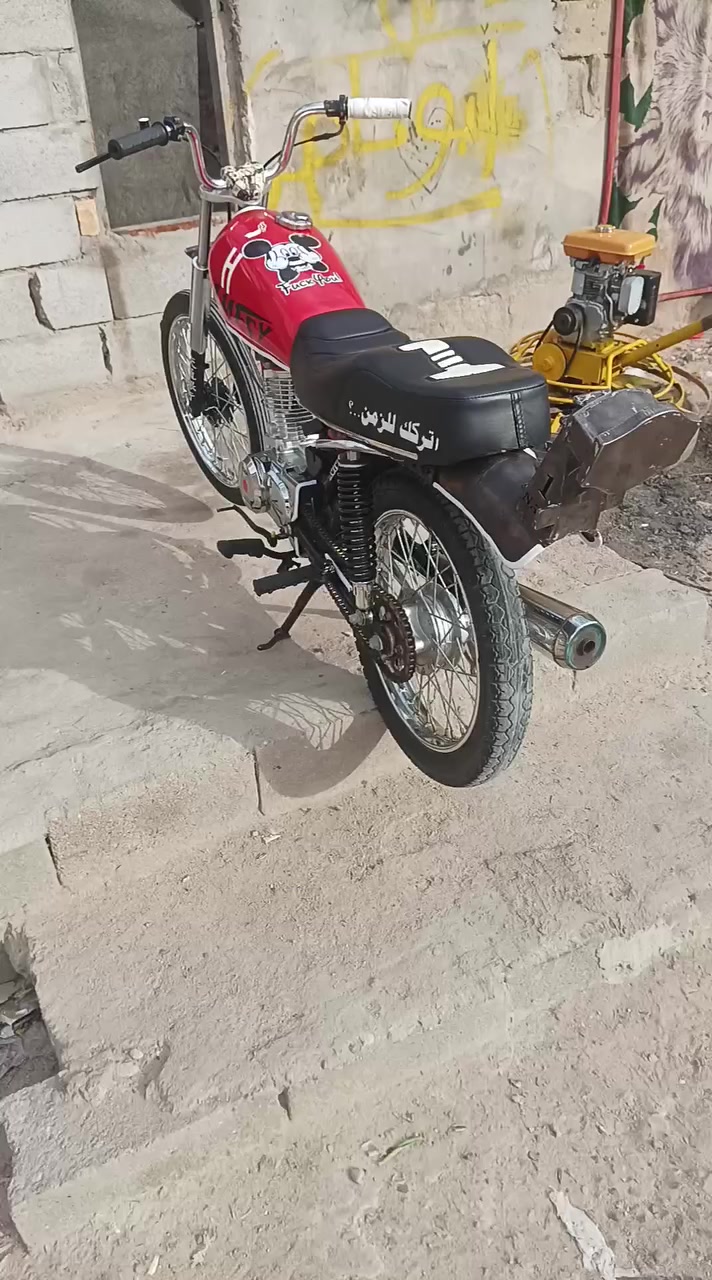 سلام عليكم دراجه تيربو موديل اربعه وعشرين مفتوحه بس ولفات فقط دراجه جهازه من كلشي ما عوزها شي مكان ابو الخصيب سعرها 550وبيها مجال حك جيه وبخدمت شراي ***********تصال علا هاذ رقم
