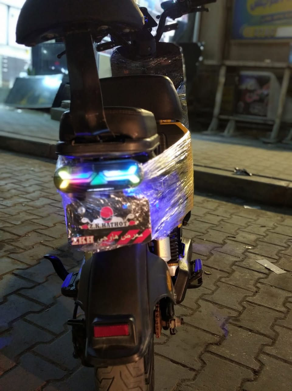 🚨🔥 فرصة نارية ما تتكرر – دراجة كهربائية R11 بحالة ممتازة جداً 🔥🚨
إذا تدور دراجة قوية، عملية، وشكلها يخبل… وقف هنا!
هاي R11 المثالية جاهزة تمشي بيها اليوم قبل باچر 💪⚡
✨ تصميم عصري يخطف الأنظار
⚡ بطارية قوية وأداء ثابت بدون مشاكل
💺 سواقة مريحة وثبات عالي بالشارع
🔋 اقتصادية وتخدمك يومياً بدون تعب
💣💣 السعر تفجير: 350$ فقط 💣💣
إي نعم 350 وبس! أقل من السوق وبفارق واضح
📸 الصور متوفرة للجادين فقط
📲 مراسلة واتساب مباشرة: ***********
⏳ أول مراسل إله الأولوية… لا تضيعها وتندم بعدين 🔥
