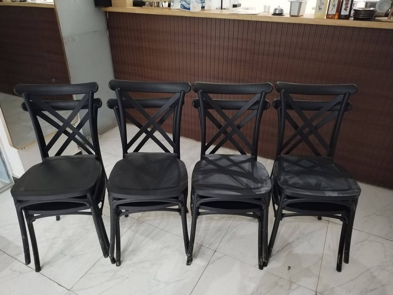 غراض للبيع استعمال اسبوعين او شهر
سبلت المتين 2 طن . كاونتر HDF والداخل المنيوم بدون بيبان طولة 3 متر . شاشة LG قياس 42 . كاونتر المنيوم متر ونص . ميوزة 60×60  عدد 4 . كراسي عظم عاج عدد 8 . كراسي عدد 2 . مراية دگمة لمس وانارة 3 ألوان نكهات عدد 3 

*********** اتصال او واتساب
