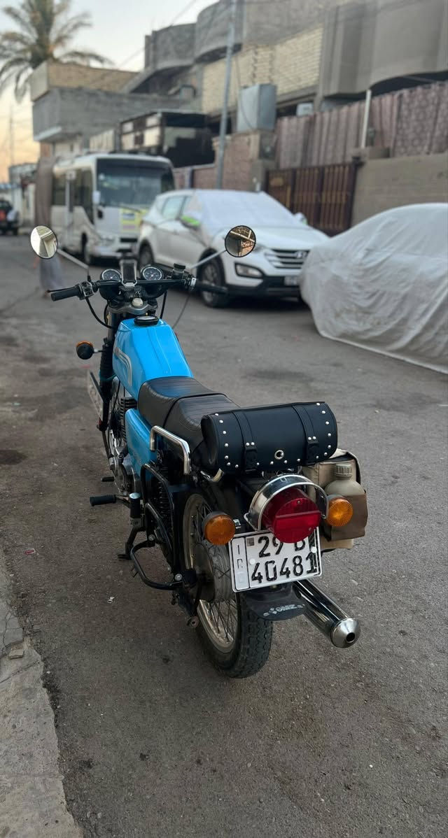 🔥 دراجة MZ للبيع 🔥
موديل 82 مكينة كصة "4" اغلب غراض الدراجة ألماني
الماطور تعمير من التاير لتاير كلة جديد
لحيم فقط بالخشم
❌ ❌ دراجة مرقمة تحويل او وكالة❌❌
العنوان :واسط قضاء العزيزية.
للأستفسار اكثر📞 :(***********)
