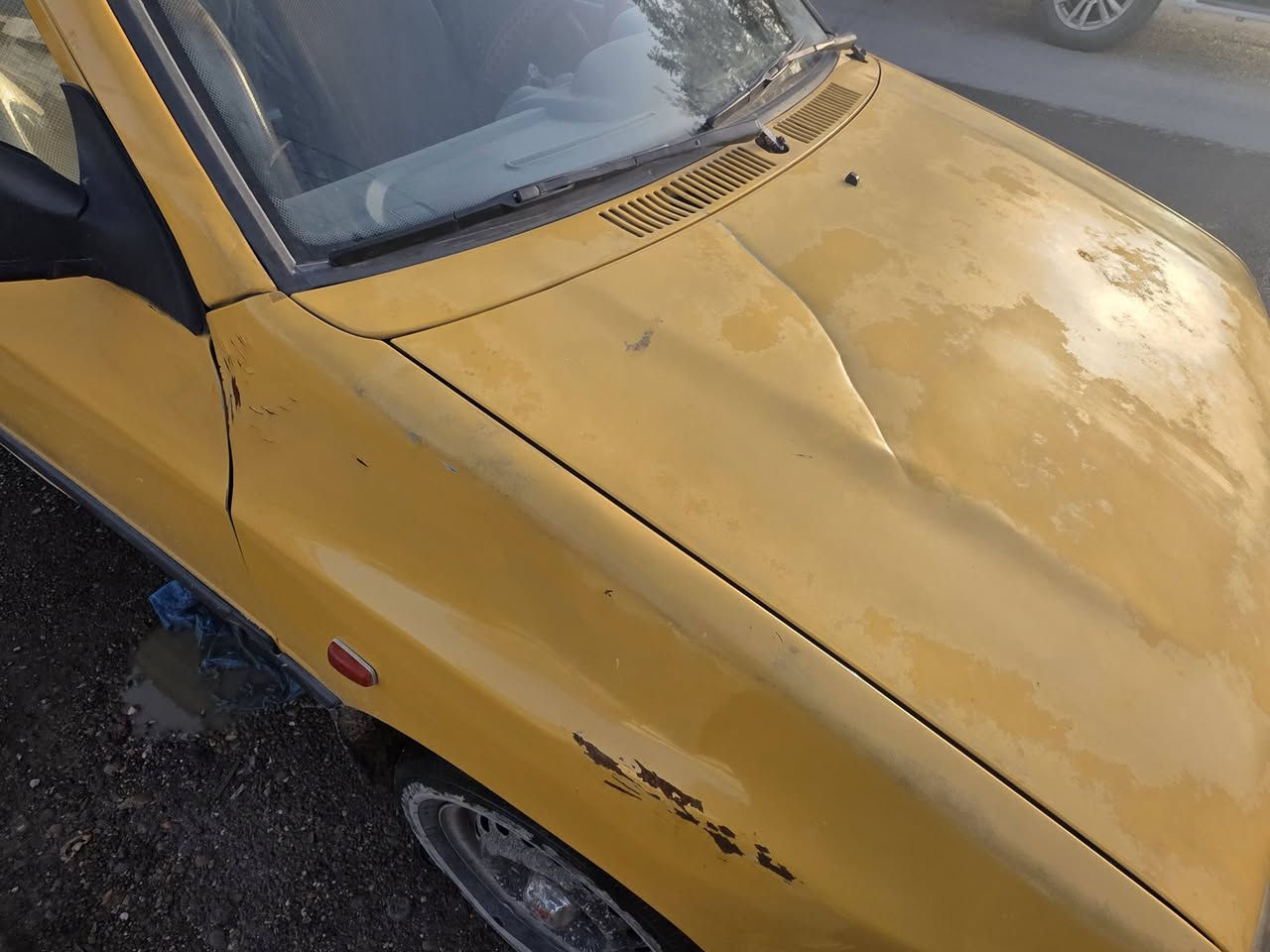 سايبا مديل 2012 ماشية 155 بيهة ضربات بالصور مبينات سعرهة 22 وبيهة مجال
***********
