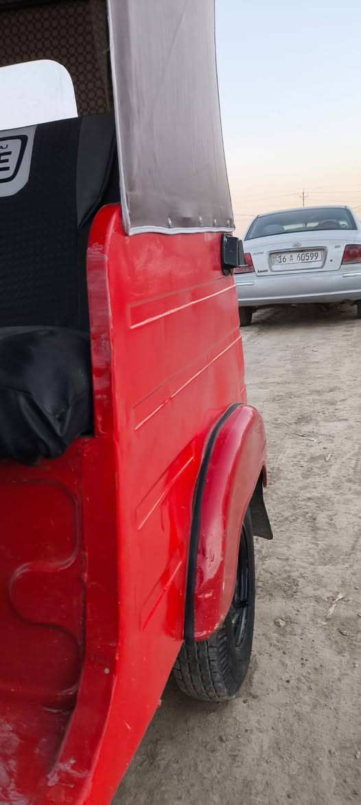 السلام عليكم من رخصة الادمن تكتك موديل 18 رقم بابل بسمي باقي بس استلام لوحات شرط الامداور  التكتك مصبوغه عام امعمره كامله من كلشي كهربايات شغاله تجي او اتشوف العنون..بابل القاسم قرب الدله السعر 5,500او بيه مجال للشراي اتصل ‏‪0783 248 6664‬‏
