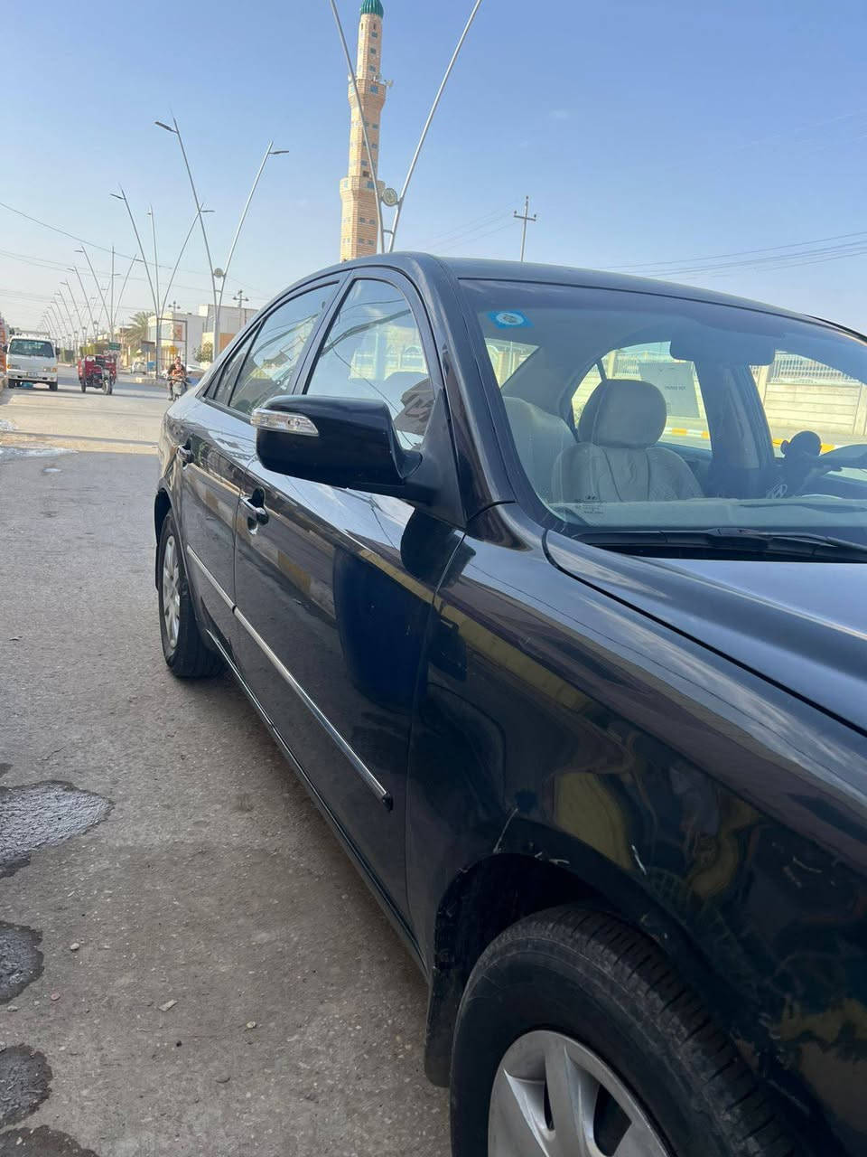 سوناتا2009 خليجي
مكفولة من الصبغ والضربه
تدفئة تبريد صدره حلو ناعم
سنويه مشروع وطني 
 بيه حالوب شوي بالقماره
مكان /الانبار/هيت
السعر96 وبيه مجال
***********
