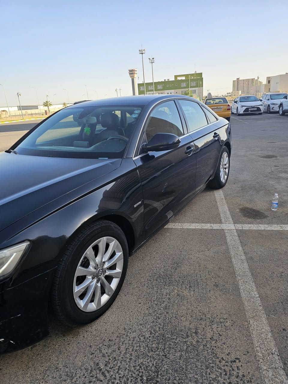 اودي A6 موديل 2014 محرك 2000 تيربو الأقتصادي مواصفاتها اشاير بالمري تبريد 3 قطع بصمه كشنات كهرباء مع خزن ميموري بيها ٤ قطع صبغ للعلم طخة بسيطة ممشاها 115 الف سيارة حلوة وجديدة واحلى من الصور رقمها اربيل بأسمي هزة جديدة لل27 سنويتها لل31 سيارة مامتعوبة بالعافية الياخذها موقعها بغداد بسماية سعرها 116 وبيها مجال شي بسيط واسف على الأطالة رقمي ***********
