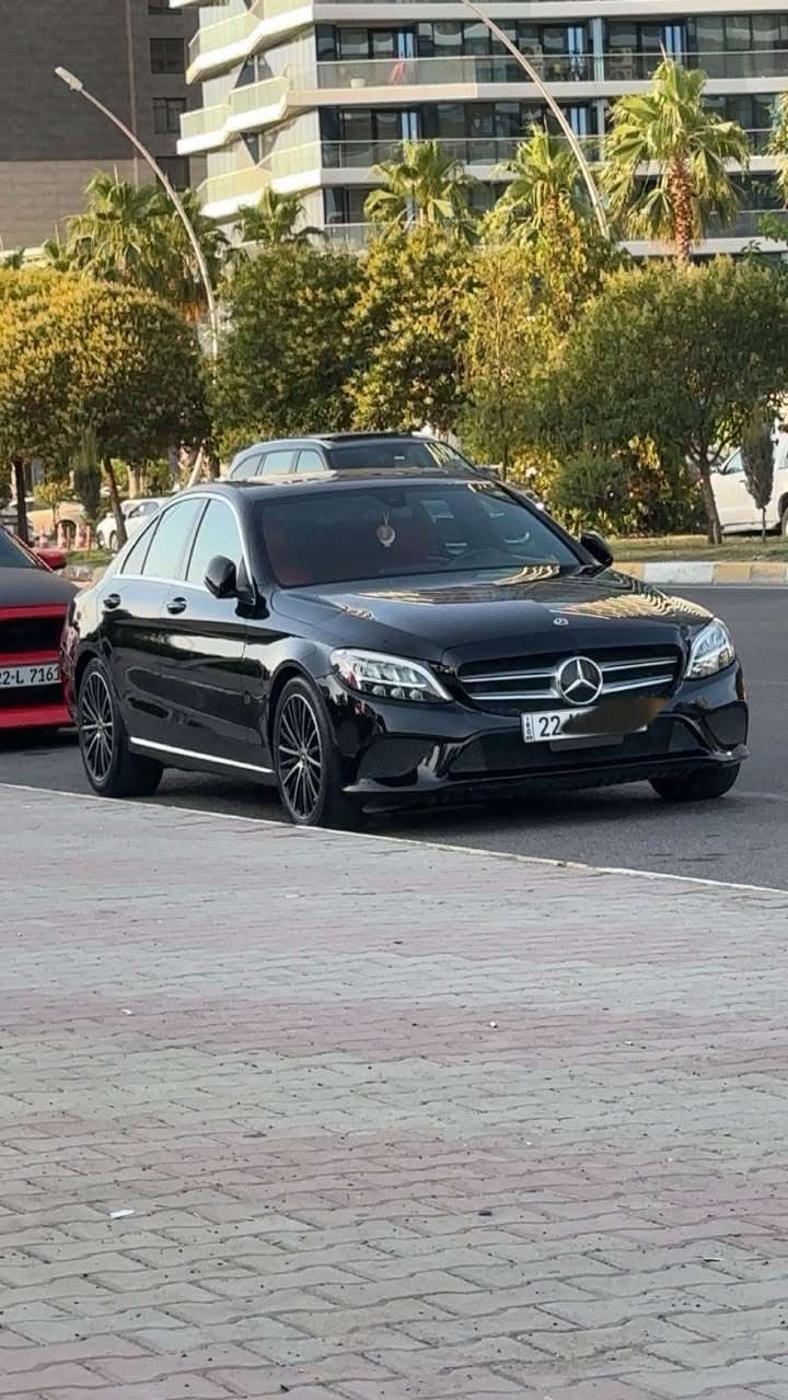 ميرسيدز C300 2019 4matic بي بوياغ فول مواسفات ماعدا پةردة وارد امريكي ٨٣ مايل رويشتية بو فروشتن *********** ٢١٥ ورقة و مجال أربيل, العراق
