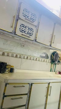 أغراض • خزائن • ديكور