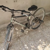عجلة • قابل للتفاوض