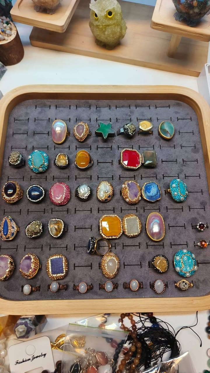 محابس احجار اصلية بطلاء ذهب كل انواع الاحجار 🇮🇷
ويتوفر حسب طلب اكتبولنا الاحجار الي تحبون نوفرها الكم😊

@الجميع


**إذا كنت صاحب هذا الإعلان وتريد حذفه لأي سبب، رجاءا أرسل رسالة إلى الدعم الفني**