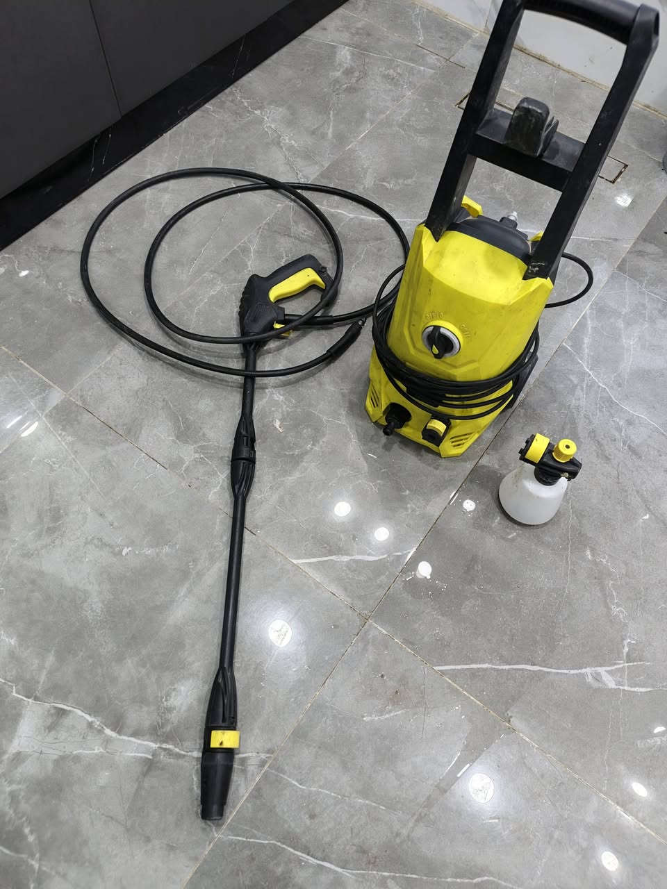 فاره مال ماي غسل سيارات للبيع 85الف وبي مجال شرط شغال 
التواصل خاص لو رقم ***********
