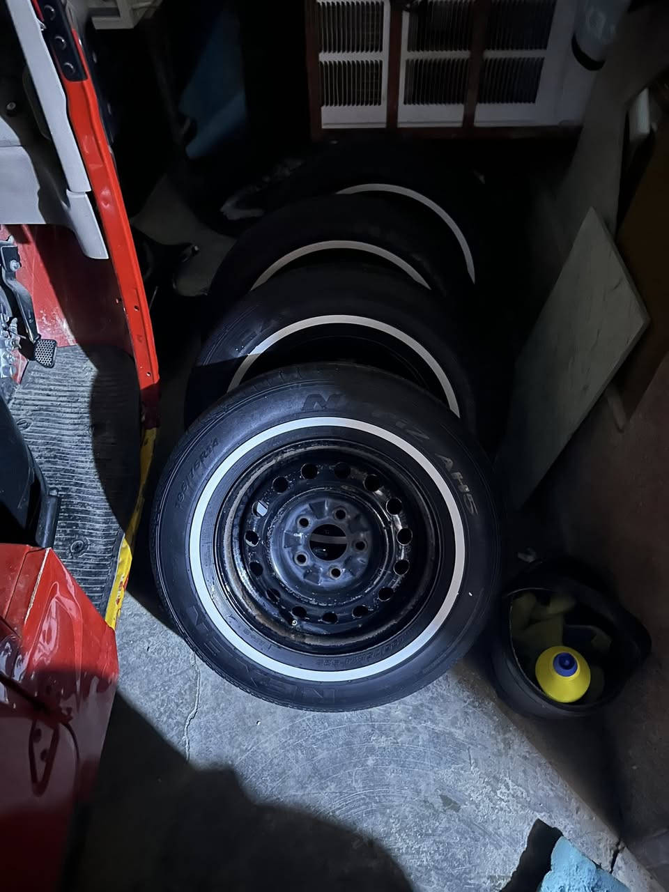 السلام عليكم تحويرة 14 تاير عالي ترهم النترا سيراتو كورلة خليجي نكسن كوري مكاني بغداد الدوره السعر ٣٢٥ وبيهة مجال ***********
