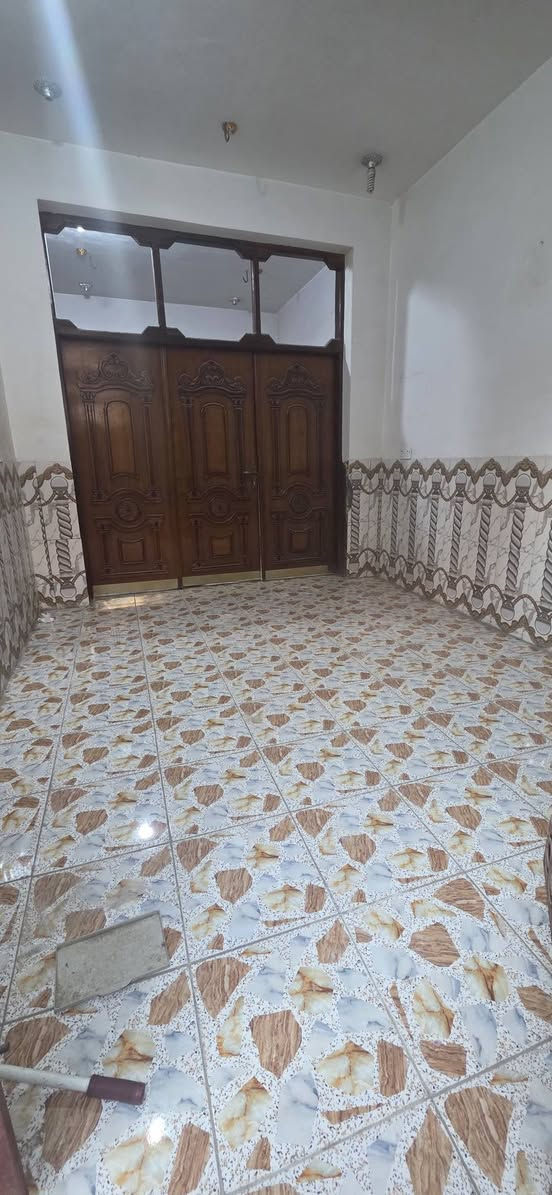 🏠 دار للإيجار
📐 المساحة: 100 متر
يحتوي على:
🛏️ غرفة نوم
🛋️ هول
🍳 مطبخ
🚿 صحيات
📍 العنوان: حلة – نادر الثانية
📞 للاستفسار والاتصال:
📱 ***********
📱 ***********
