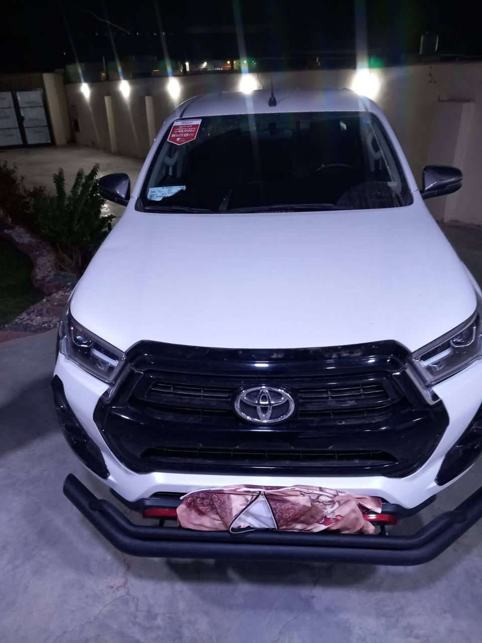 السلام عليكم للبيع 
  تويوتا هايلوكس TRD موديل 2025
 فول مواصفات كفالة عامة ماشية 20 الف 
 مكان/ بغداد _بسماية_ القرية النفطية

الأستفسار / ***********
