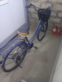 بايسكل جديد حجم ٢٩ استخدام جدا بسيط . الاستفسار ٠٧٧٠٧٧٩٣٤٩٣