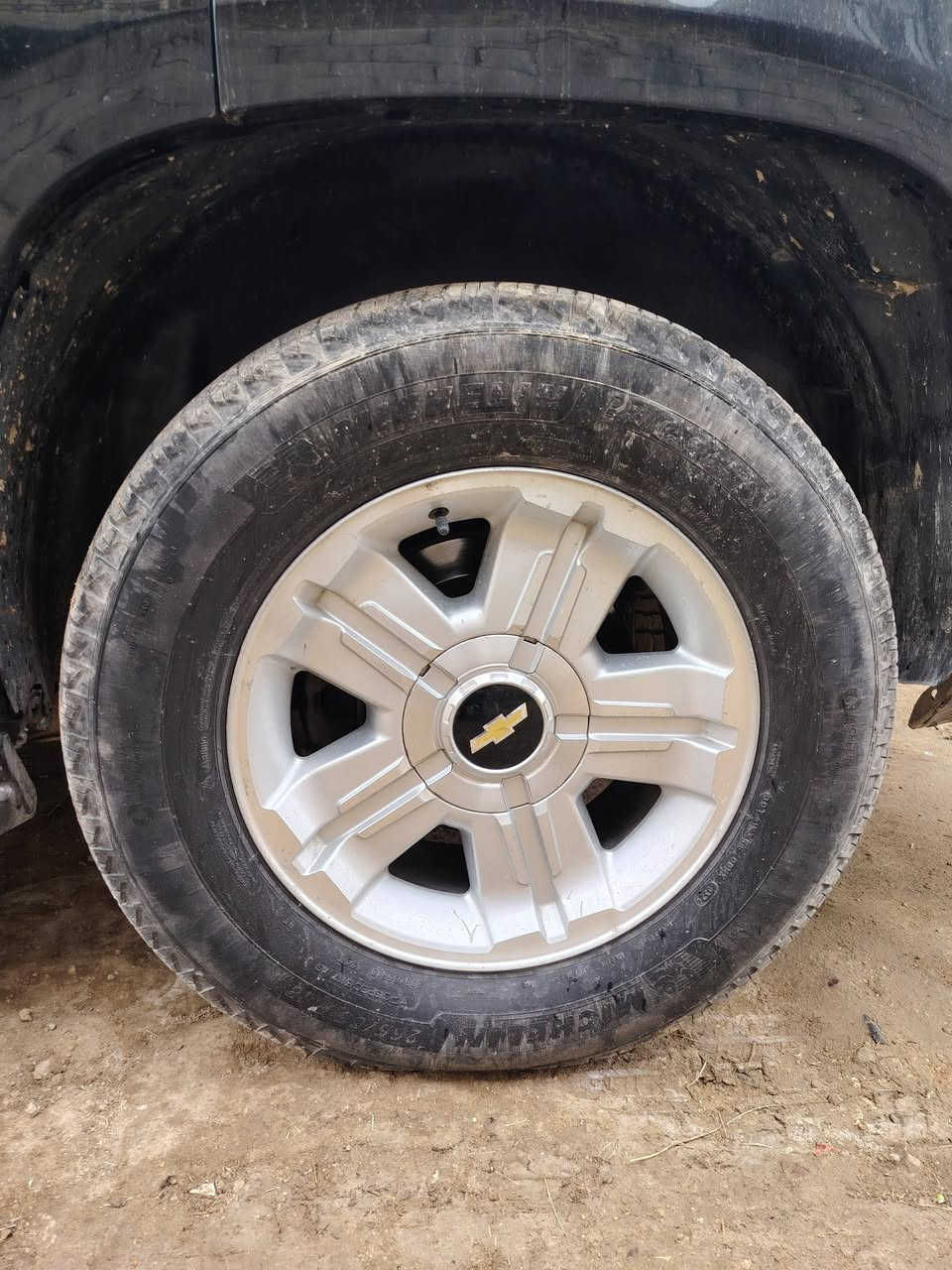 السلام عليكم 
تاهو ٢٠٠٨
ادوات 
ال تي زت 
مكفولة من الكص والحادث 
جاهزة للترقيم 
مكان مركز الحلة 
السعر ٧٥ ورقة 
***********
