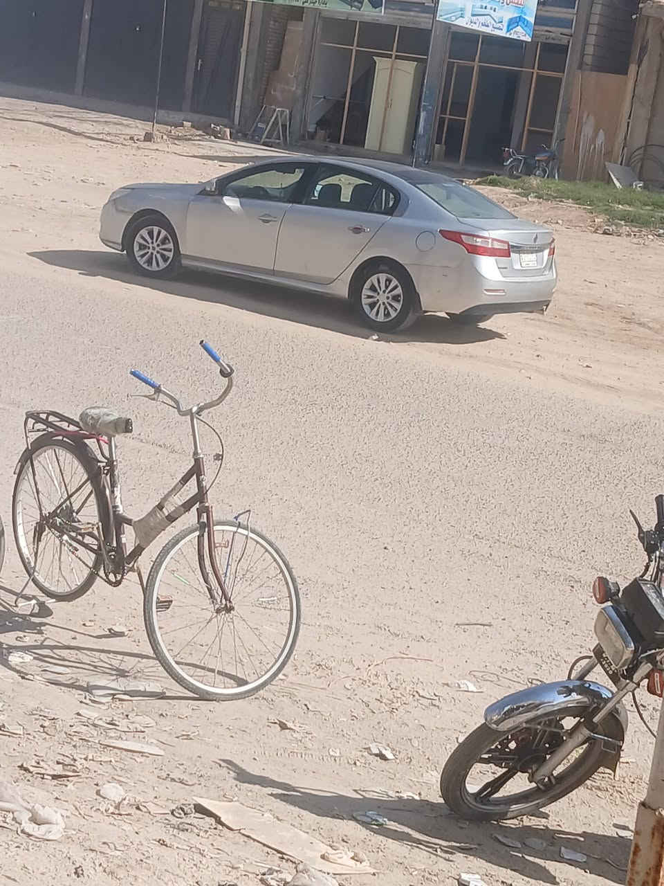 رينو سافران ١٣ سياره كير ومحرك مكفولات محرك ٢٠٠٠ كهربائيات كلها شغاله صبغ بلاد بيها فقط اجراد قليل ب البنيد والجاملغ الامامي معجن شبر ومصبوغ شبر اتعهدلك ب المداور 
حداديه 100% جديده السعر ٧٤
الشطره الناصريه 
***********
