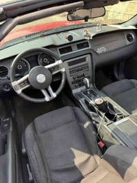 موستنك 13 موديل رقم جديد سياره حلوه ونصبته حلوه  بجم كبس   كلشي بيه بل...