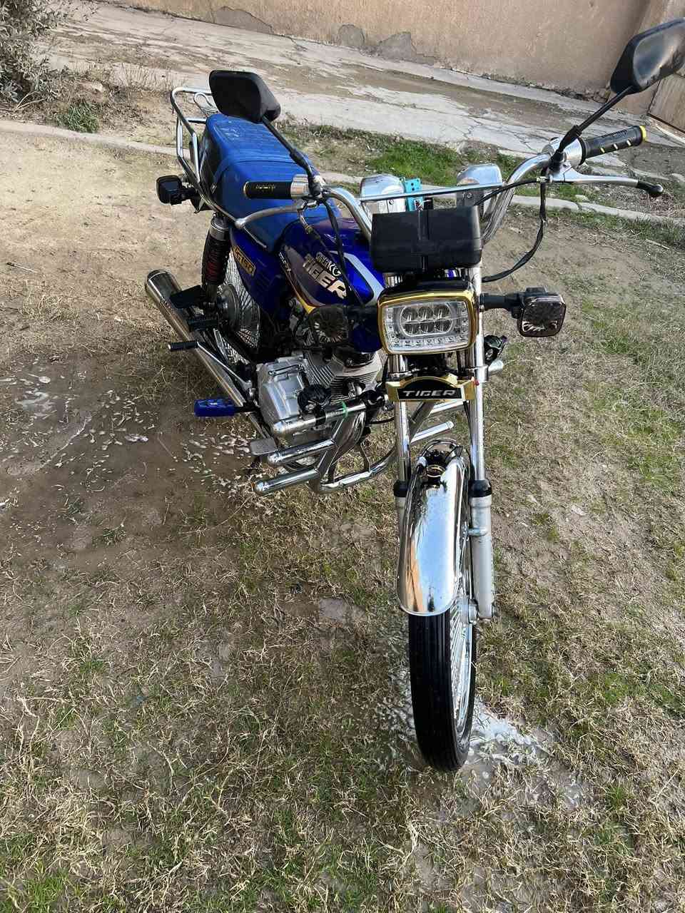 للبيع ب 450 وبيه مجال 2024 ***********
