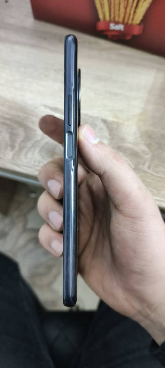 السلام عليكم 
هونر x9 نظيف كلش يشغل 60 فريم ببجي 
 بي شخط بالشاشة بسيط ممأثر والشاشة انخلعت ولزكتها كلشي ما مبدل بي بلادي و اي مشكلة بي حاضر 
ب ١٢٥ وبي مجال حك الجية 
مو شراي لا تعلق ولا تكسر بسعره


**إذا كنت صاحب هذا الإعلان وتريد حذفه لأي سبب، رجاءا أرسل رسالة إلى الدعم الفني**