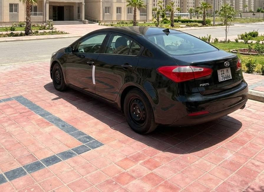 فورتي موديل 2015 وارد أمريكي حادثها جاملغ خلفي وقبق الصندوق شواصي لغود مكفولات محرك 1800 دوش المرغوب كير محرك مكفولات تخم تاير صدر امامي خلفي كله جديد دوشمه عام سياره جاهزه من كلشي شرط شاشه كامره تحكمات تبريد ثلج السياره بسمي سنويه رقم بغداد ومكاني سعر مناسب جدآ 93 شراي يتصل ***********
