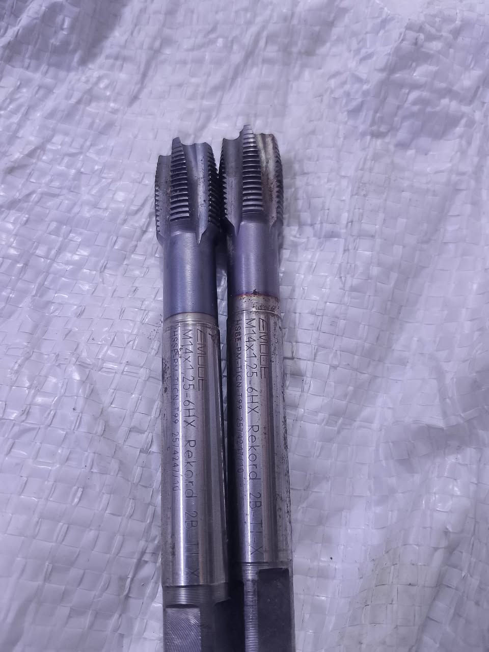 ✅ M14×1.5 ✅ M14×1.25 ✅ 1/2" × 20 TPI
🇩🇪 صناعة ألمانية أصلية ✅ دقة عالية وجودة احترافية ✅ مناسبة للورش والمخارط والأعمال الصناعية ✅ سن حاد وأداء ممتاز ✅ بضاعة أصلية مو تجاري
📍 متوفرة للبيع بسعر مناسب 📩 للاستفسار *********** سعر كيلو30 ألف
