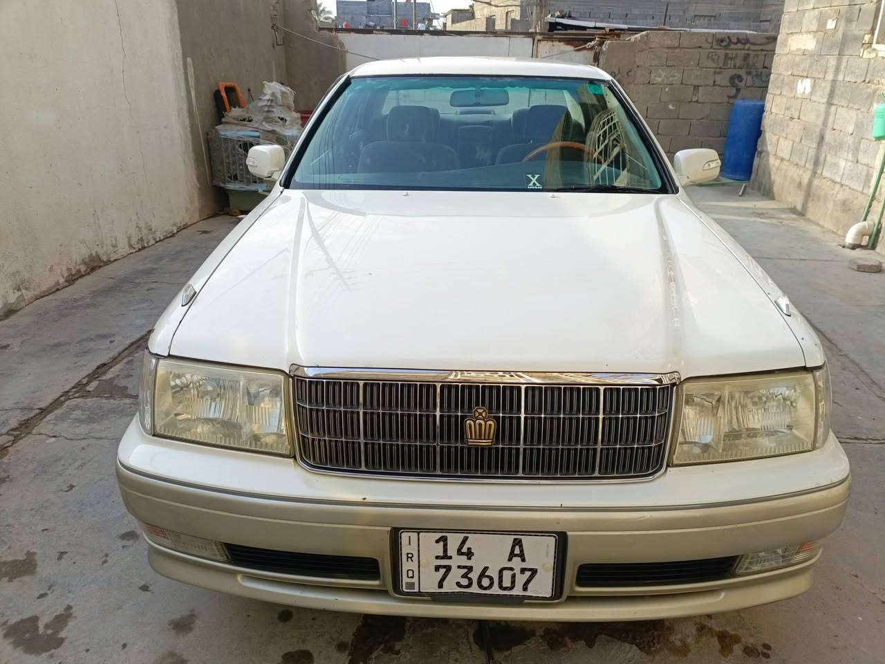 السلام عليكم ورحمه الله سياره للبيع موديل ٩٥كفاله گص ونقل كير ومكينه وتحويل وغرامات ولعيب الشرعية  العنوان بصره  ***********
