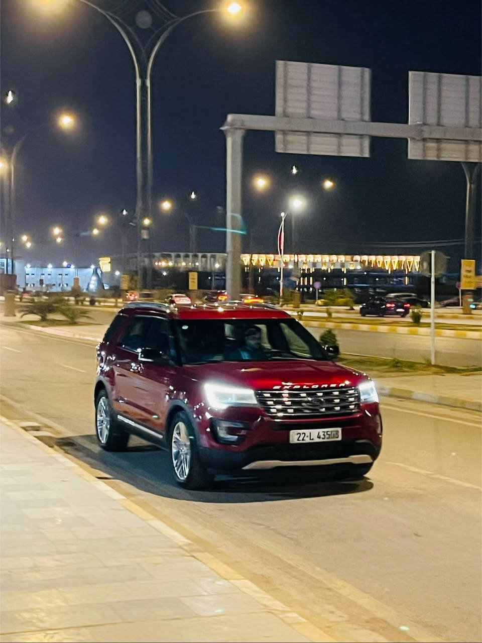 فورد اكسبلور
موديل ٢٠١٧
سياره فول ما عده الفتحه
جاهزه كير محرك حداديه تخم تاير تبريد باتري 
مكان ذي قار ناصريه 
سعر ١٧٥
هزه جديده 
فحص وسونار موجود وي صور
***********
