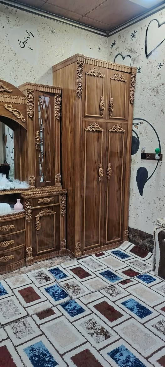 السلام عليكم 
غرفه اخشاب نضيفه شرط فصال جديد 
السعر مليون و800قفل قفل 
الشراي يجي خاص


**إذا كنت صاحب هذا الإعلان وتريد حذفه لأي سبب، رجاءا أرسل رسالة إلى الدعم الفني**