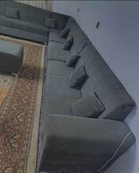 ديوان 13مقعد للبيع المكان حي التراث شارع الشبكة السعر 250 وبي مجال 077...