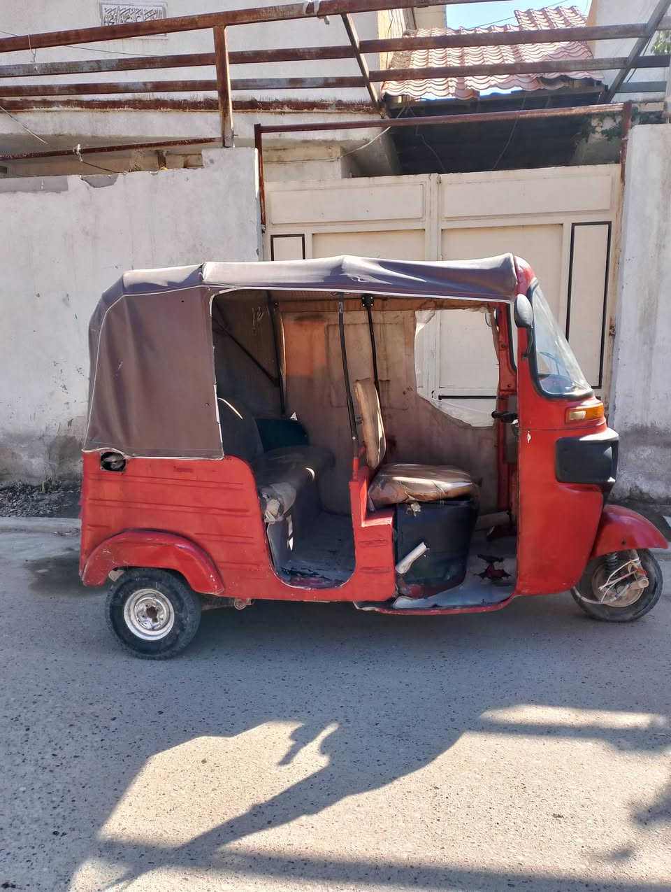 تكتك للبيع مكاني شعب حي البساتين
تكتك للبيع مكاني شعب حي البساتين
اوراق كاملة موديل 17 شهر 12 كهربائيات كلها جديدة تكتك مابيها نقص تخم تاير جديد السعر 3250 وبيها مجال بسيط للشراي ***********
