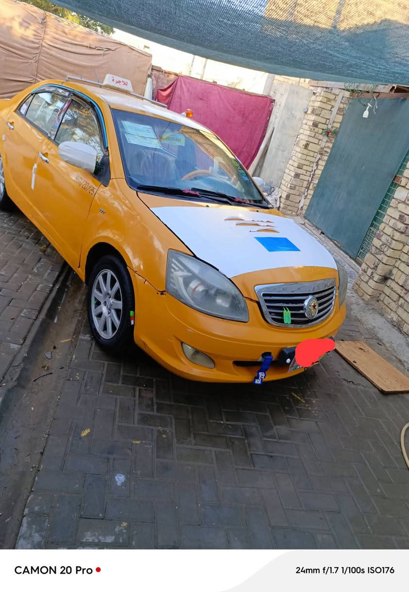 سلام عليكم اخوان جيلي موبل مديل 13 سياره تخم تاير شاشه حداديه كير يخبل مكينه بيه قليل بخار بس من هيه بارده طلع وتكطع سياره كماليات دوشمه تخبل سنويه ل29 يله تصقط رقم بصره مالكه جيراني  بدوانيه مصفره هيئه وغرامه سعره مناسب 25 نتصل مكاني ديوانيه حي العسكري  ***********
