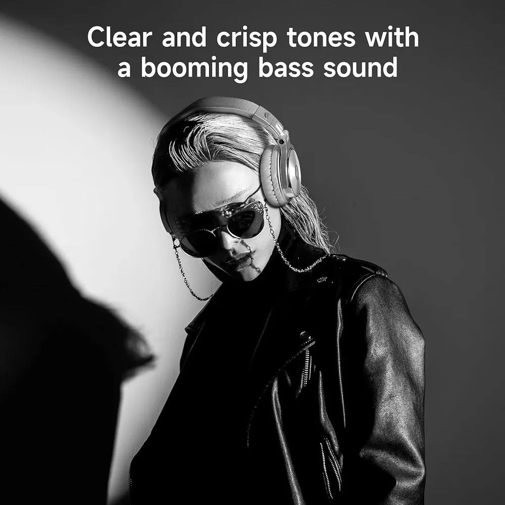 OneOdio Pro-50 Studio DJ الخيالية
OneOdio Pro-50 Studio DJ. تتميز هذه السماعات بمواصفات احترافية مصممة للمراقبة والمزج في الاستوديو. 

اسم الطراز: ستوديو برو 50 (Studio Pro 50) 

وحدة التشغيل (الدايفر): 50 ملم من النيوديميوم 

المقاومة: 32 أوم 

الحساسية: 110 ديسيبل ± 3 ديسيبل 

استجابة التردد: 20 هرتز - 40 كيلو هرتز (Hi-Res Audio) 

طاقة الإدخال القصوى: 1600 مللي وات 

نوع القابس: مزدوج 3.5 ملم و 6.35 ملم ستيريو 

التصميم:

تصميم متين وقابل للطي. 

أغطية أذن ناعمة ومريحة من جلد البروتين لعزل الضوضاء. 

أكواب أذن قابلة للدوران حتى 90 درجة للمراقبة بأذن واحدة. 

الكابلات المرفقة:

كابل ملفوف (2م - 3م) من 3.5 ملم إلى 6.35 ملم. 

كابل 1.2 م من 3.5 ملم إلى 3.5 ملم مع ميكروفون
لأصحاب الديجي والاستوديوهات


**إذا كنت صاحب هذا الإعلان وتريد حذفه لأي سبب، رجاءا أرسل رسالة إلى الدعم الفني**